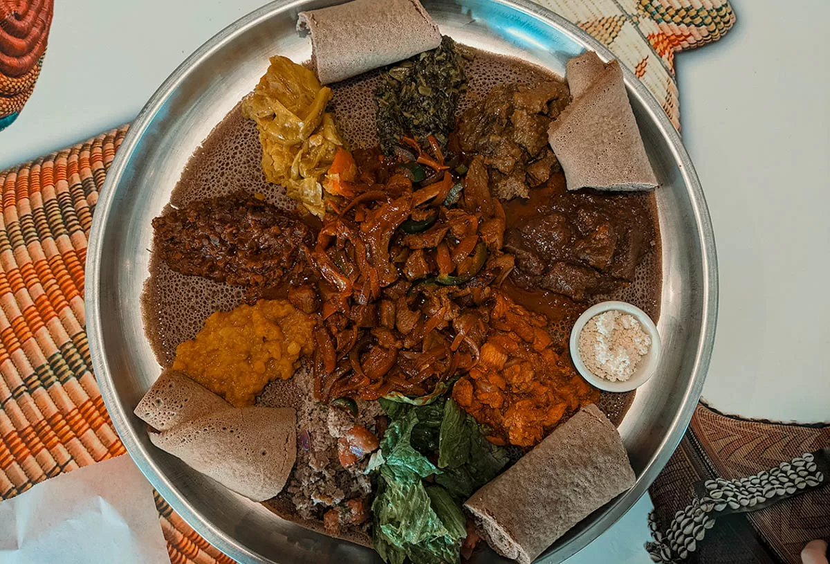 Injera platter